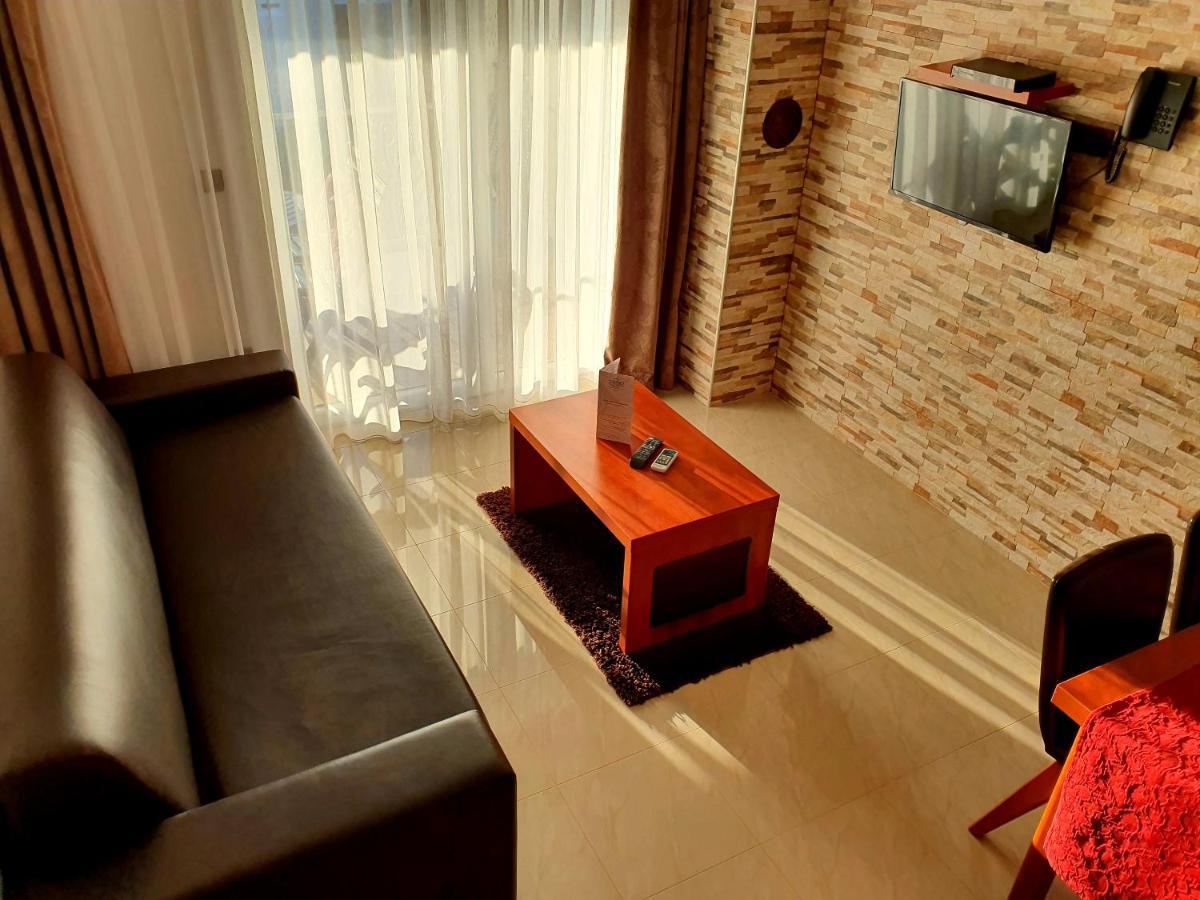 Boutique Hotel Bora & Villas Garamm Pakoštane Exterior foto
