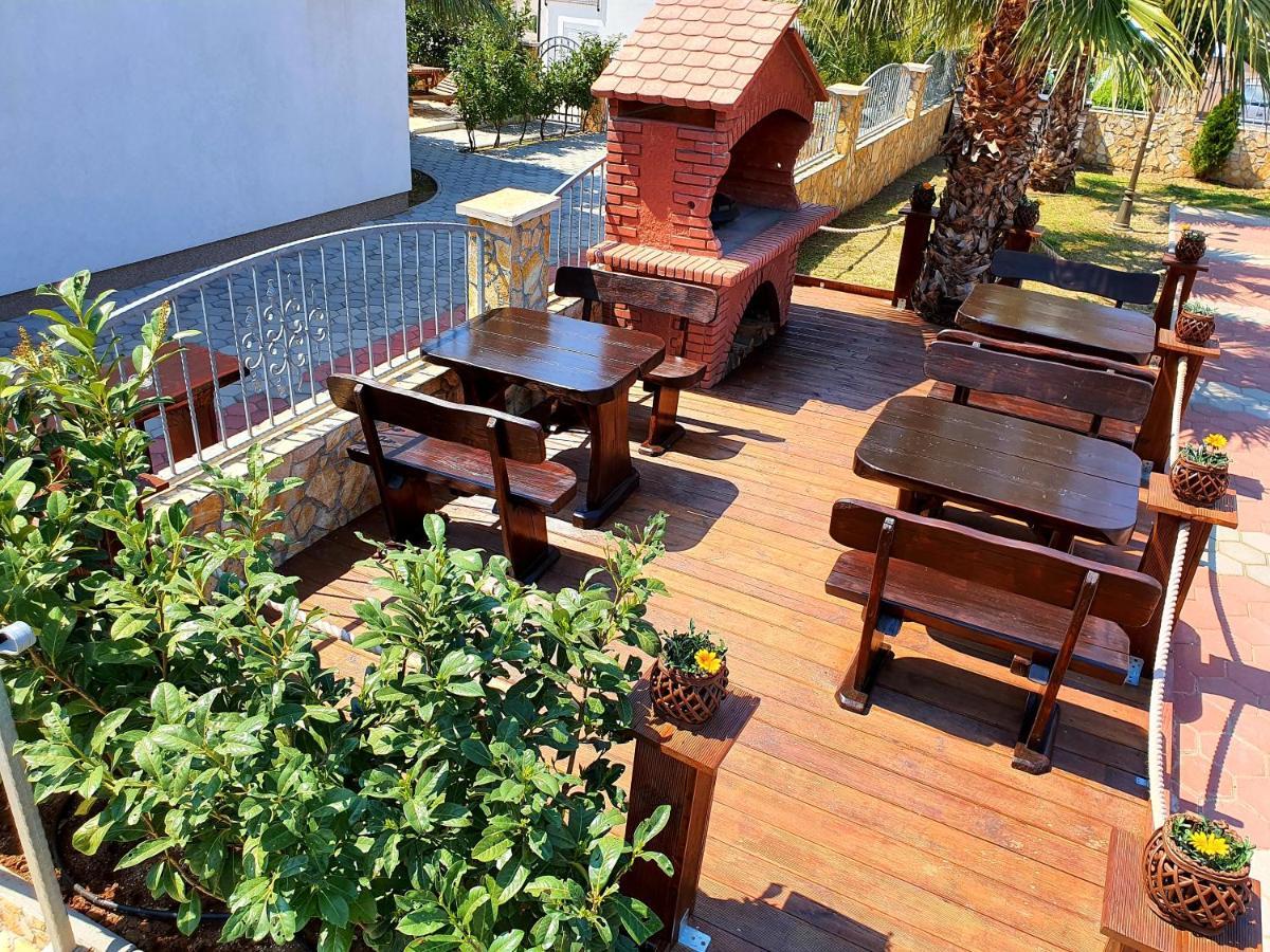 Boutique Hotel Bora & Villas Garamm Pakoštane Exterior foto